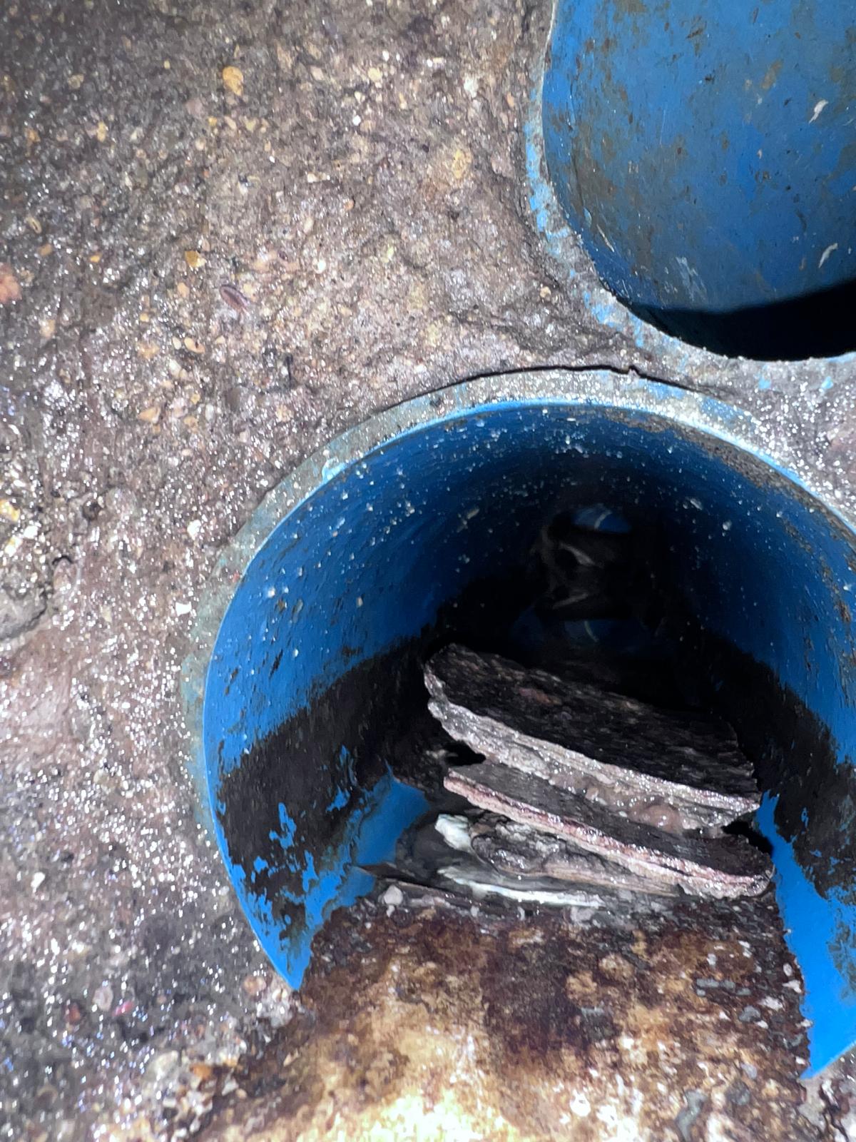 Débouchage d'une canalisation totalement obstruée à Drancy